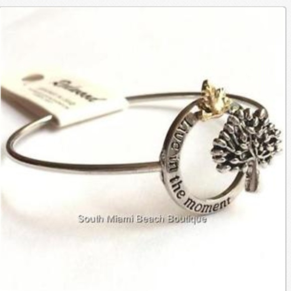 Tree of Life Bracelet Bangle LIVE IN THE MOMENT Message Celtic Silver Plated - Picture 2 of 12